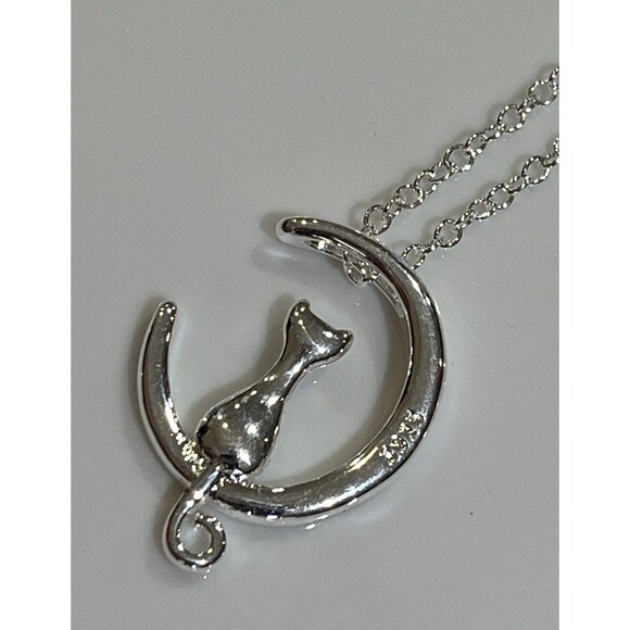 925 Sterling Silver Witchy Cat Sitting on Crescent Moon Pendant Necklace 17in - Picture 5 of 8
